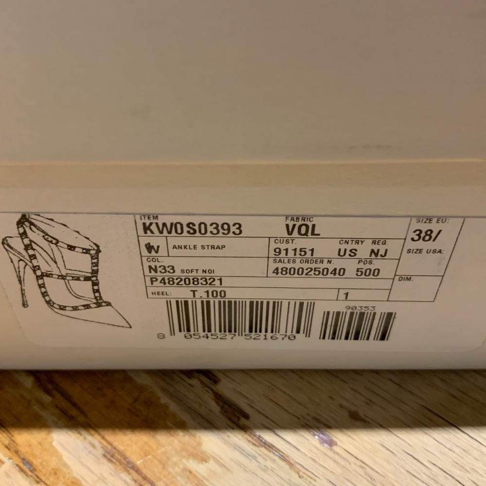 Valentino Leather Rockstud Turquoise Stone Pumps - Picture 6 of 8